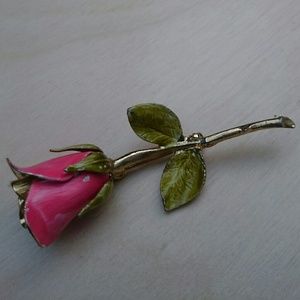 Antique Rose Pin🌹